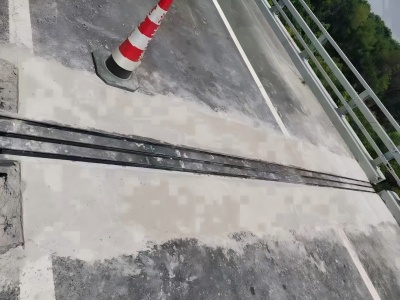 铜鼓伸缩缝更换后浇筑材料快速结构修补料速砼的产品特点及施工流程​